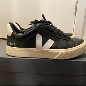 Veja Black/white Sneakers Size 8